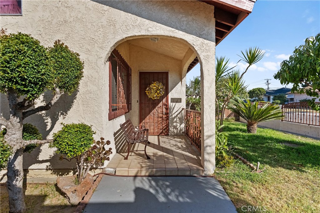 10615 Elizabeth Avenue