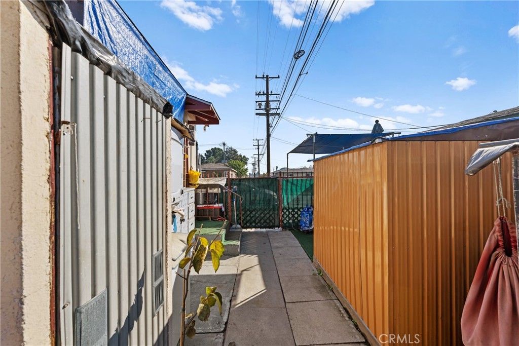 10615 Elizabeth Avenue