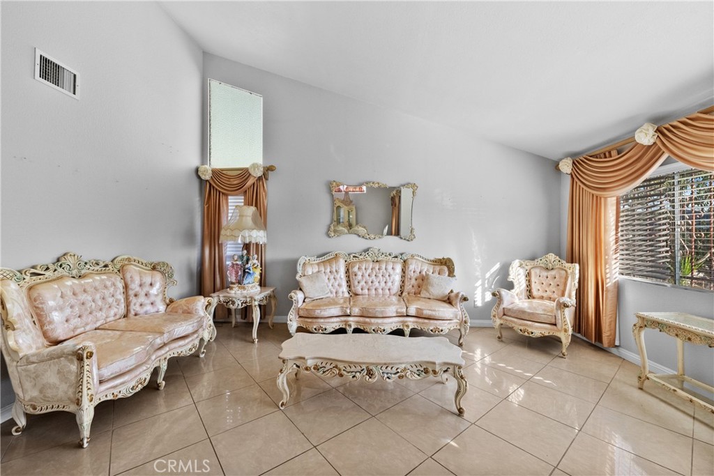 10615 Elizabeth Avenue