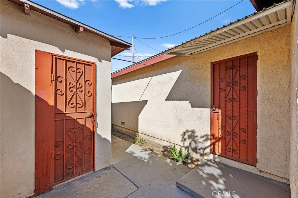 10615 Elizabeth Avenue