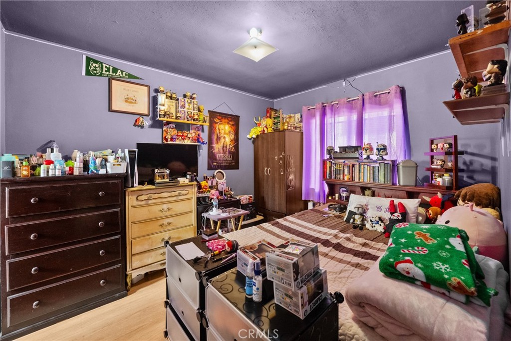 10615 Elizabeth Avenue