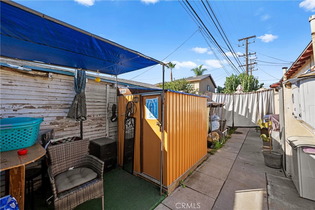 10615 Elizabeth Avenue