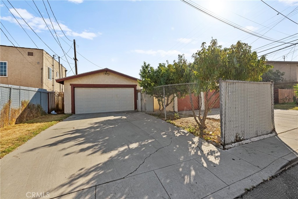 10615 Elizabeth Avenue