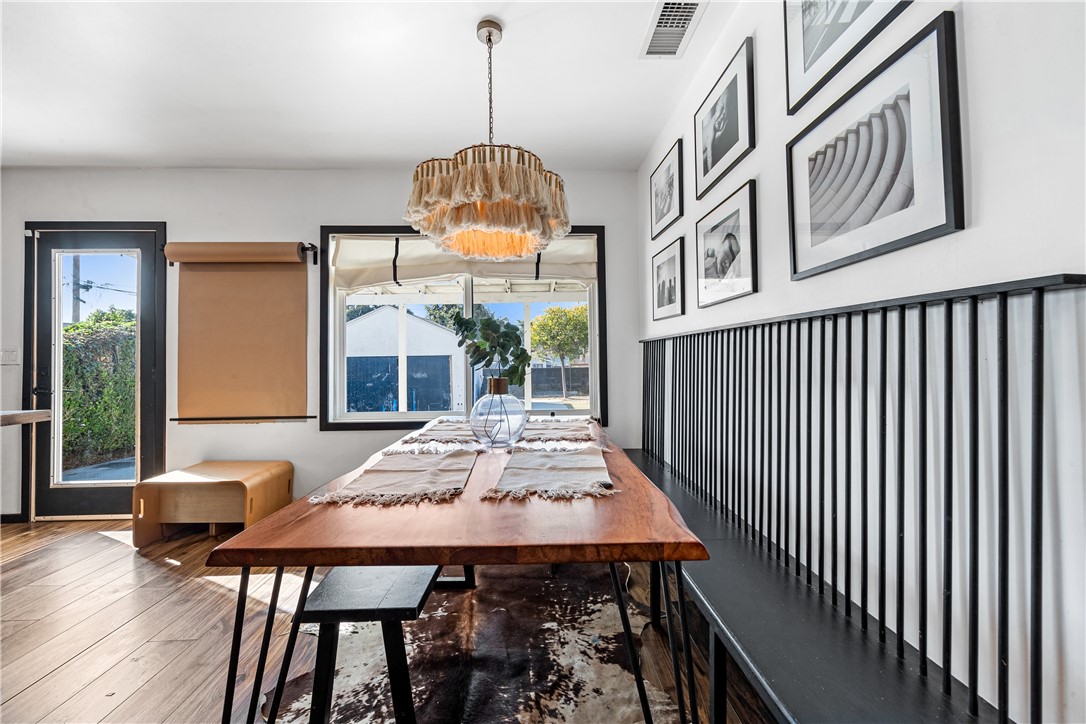 14806 Starbuck Street