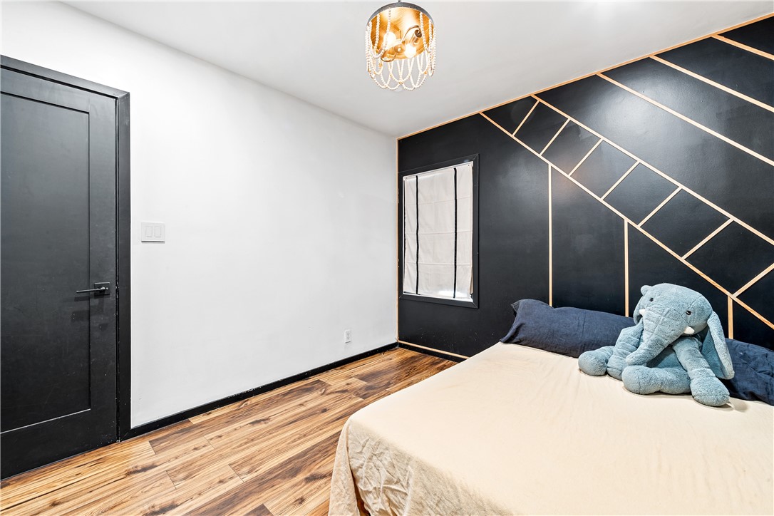 14806 Starbuck Street