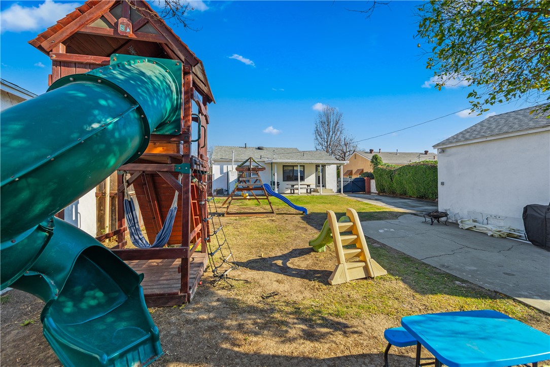 14806 Starbuck Street