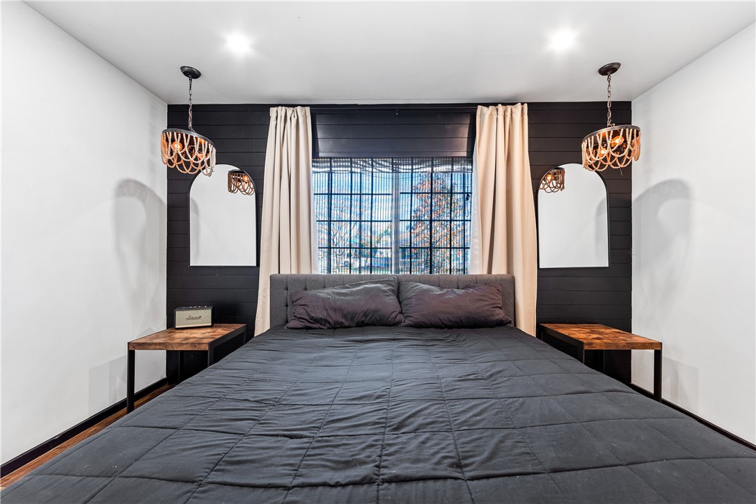 14806 Starbuck Street