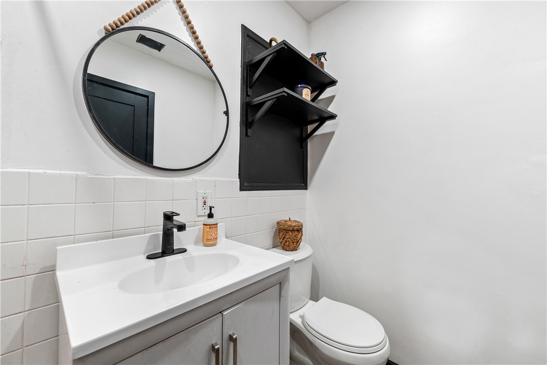 14806 Starbuck Street