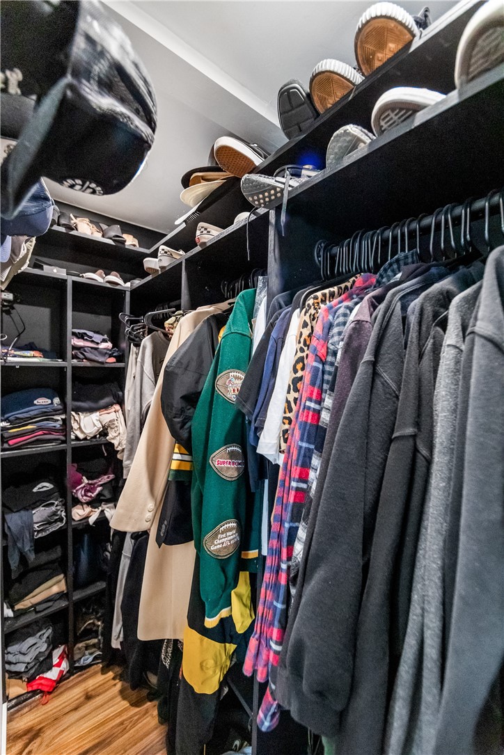 14806 Starbuck Street