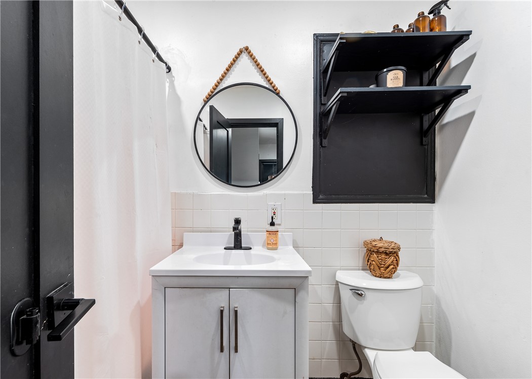 14806 Starbuck Street