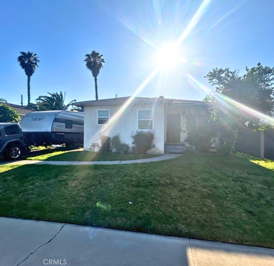 15227 Graystone Avenue