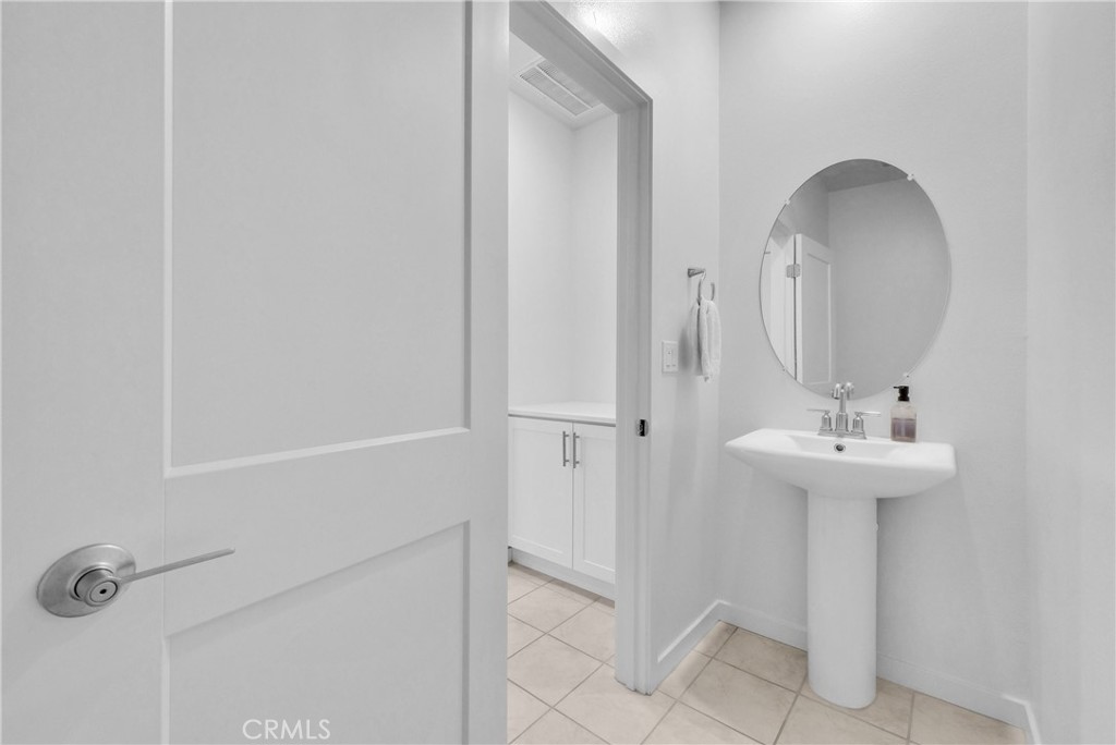 3720 Allston paseo S 8