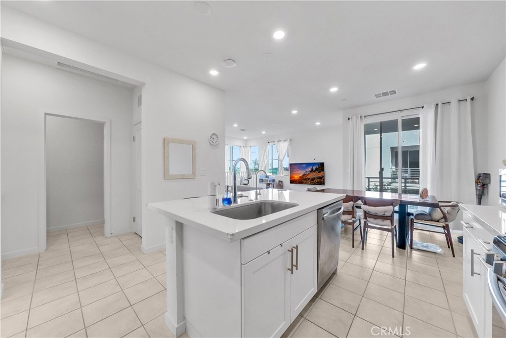 3720 Allston paseo S 8