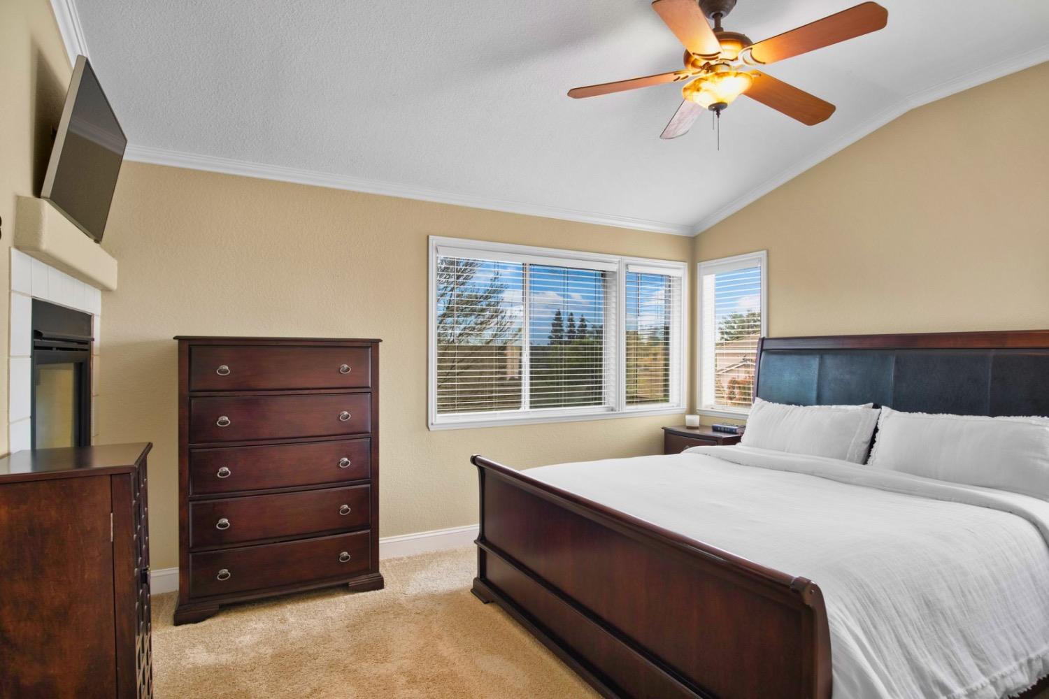 4740 White Willow Road