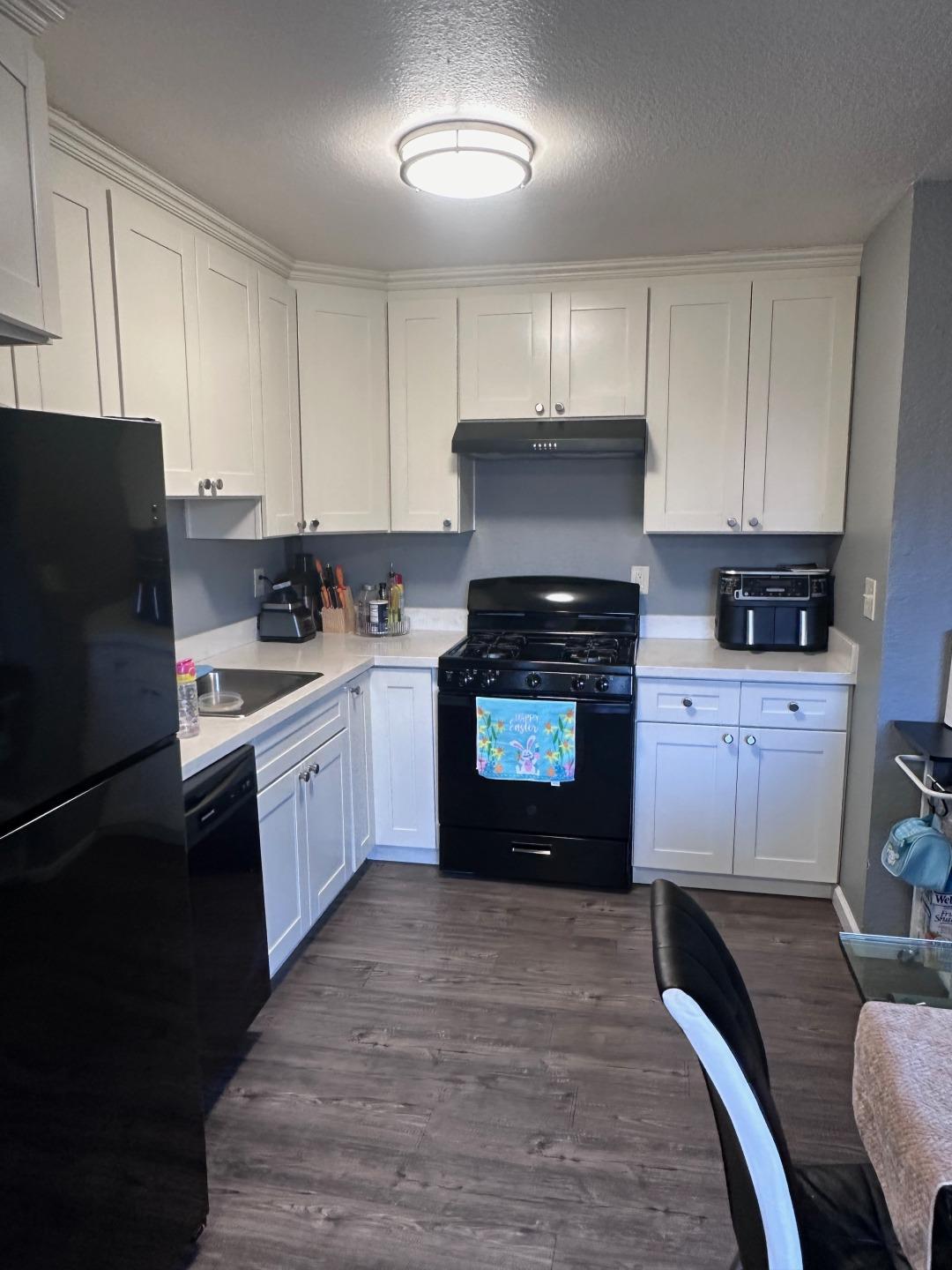 97 N King Road