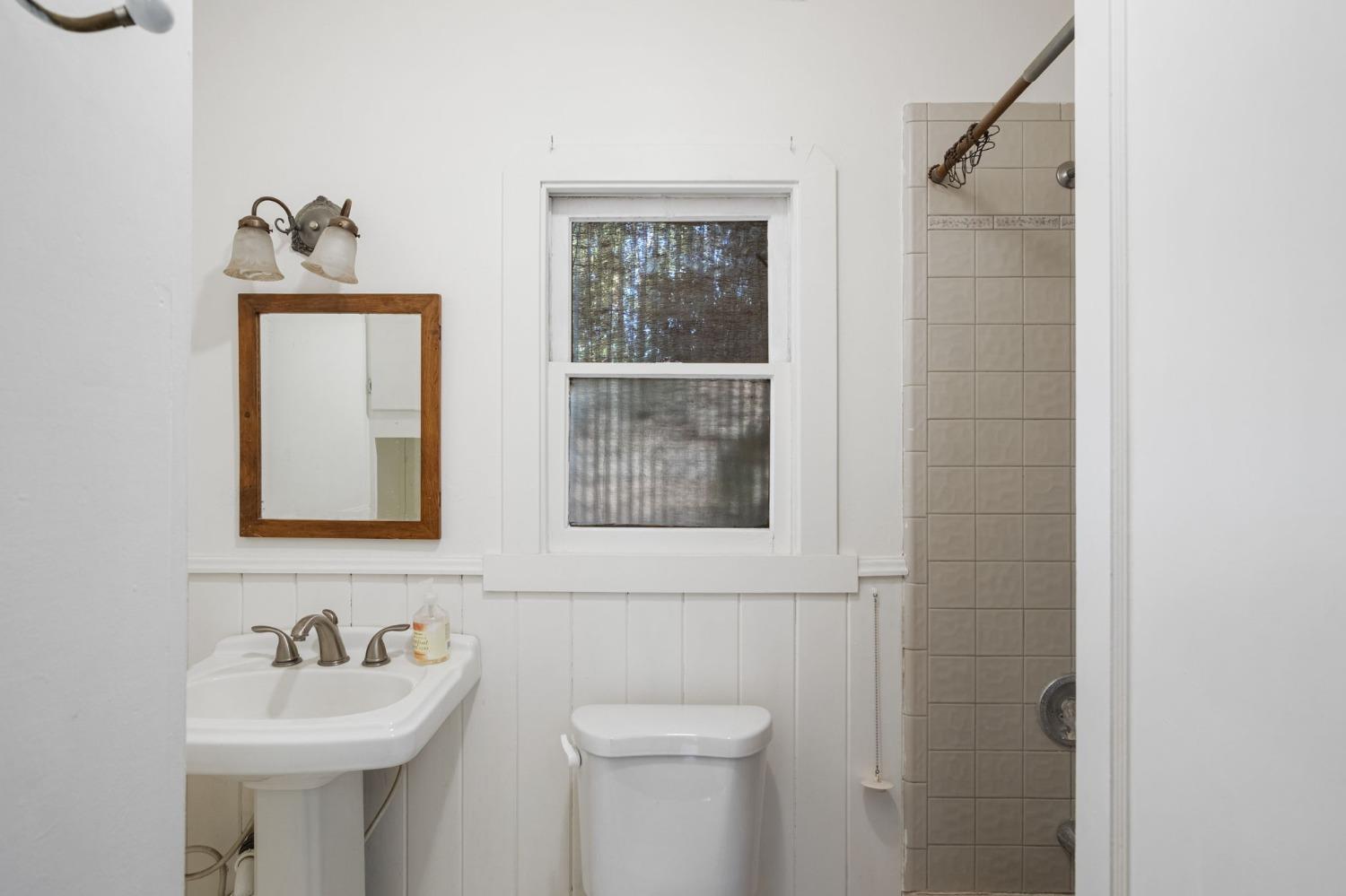 1321 San Joaquin Street