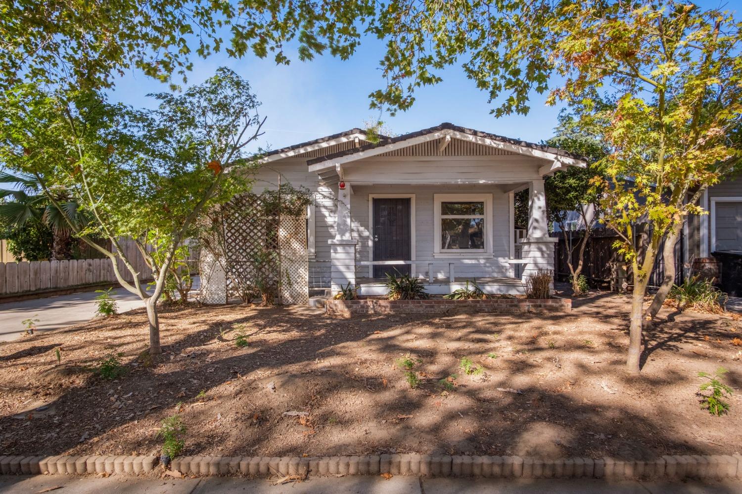 1321 San Joaquin Street