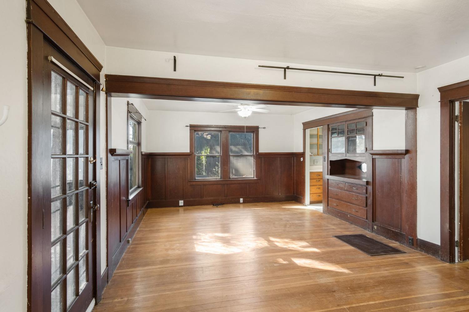 1321 San Joaquin Street