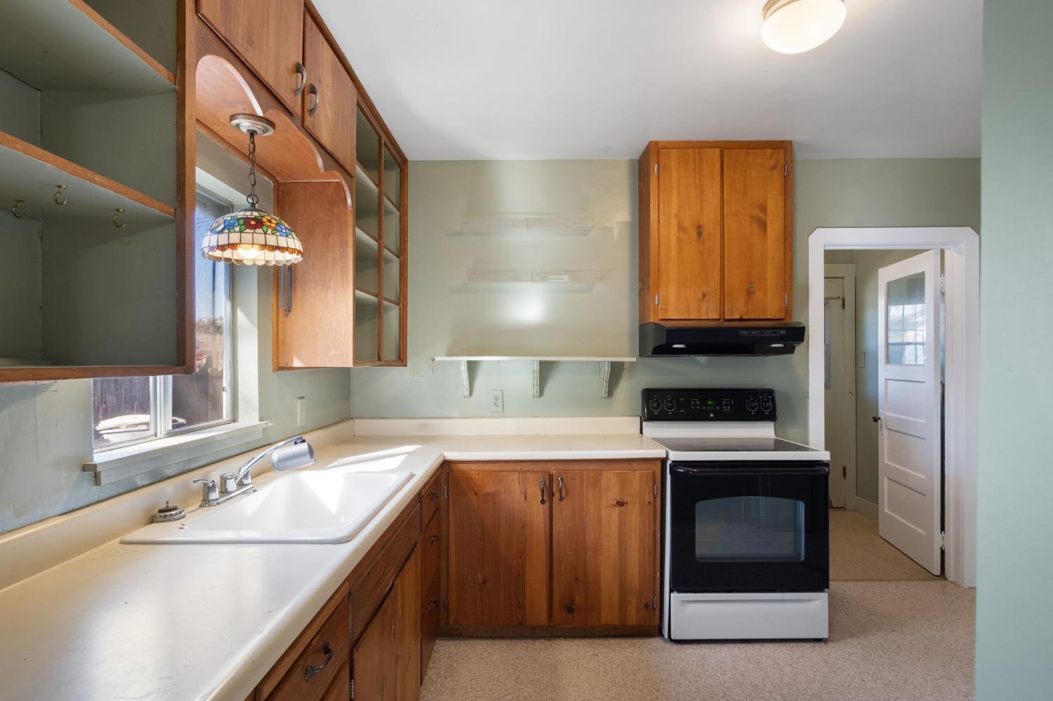 1321 San Joaquin Street