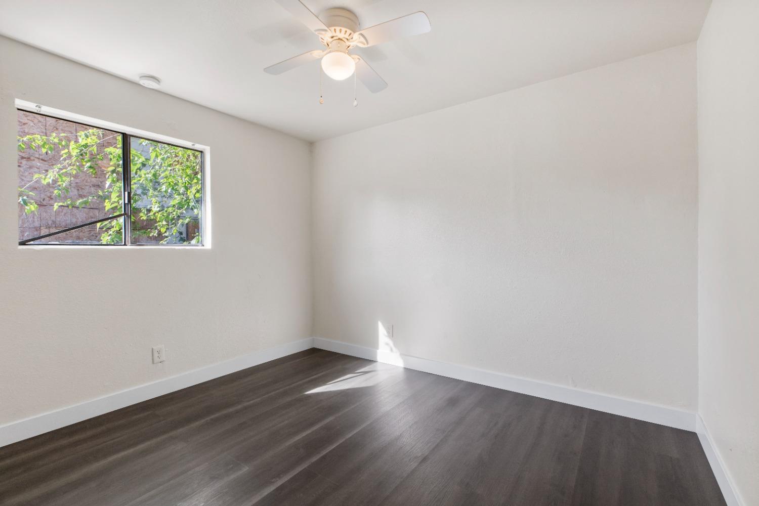 2121 S Lincoln Street