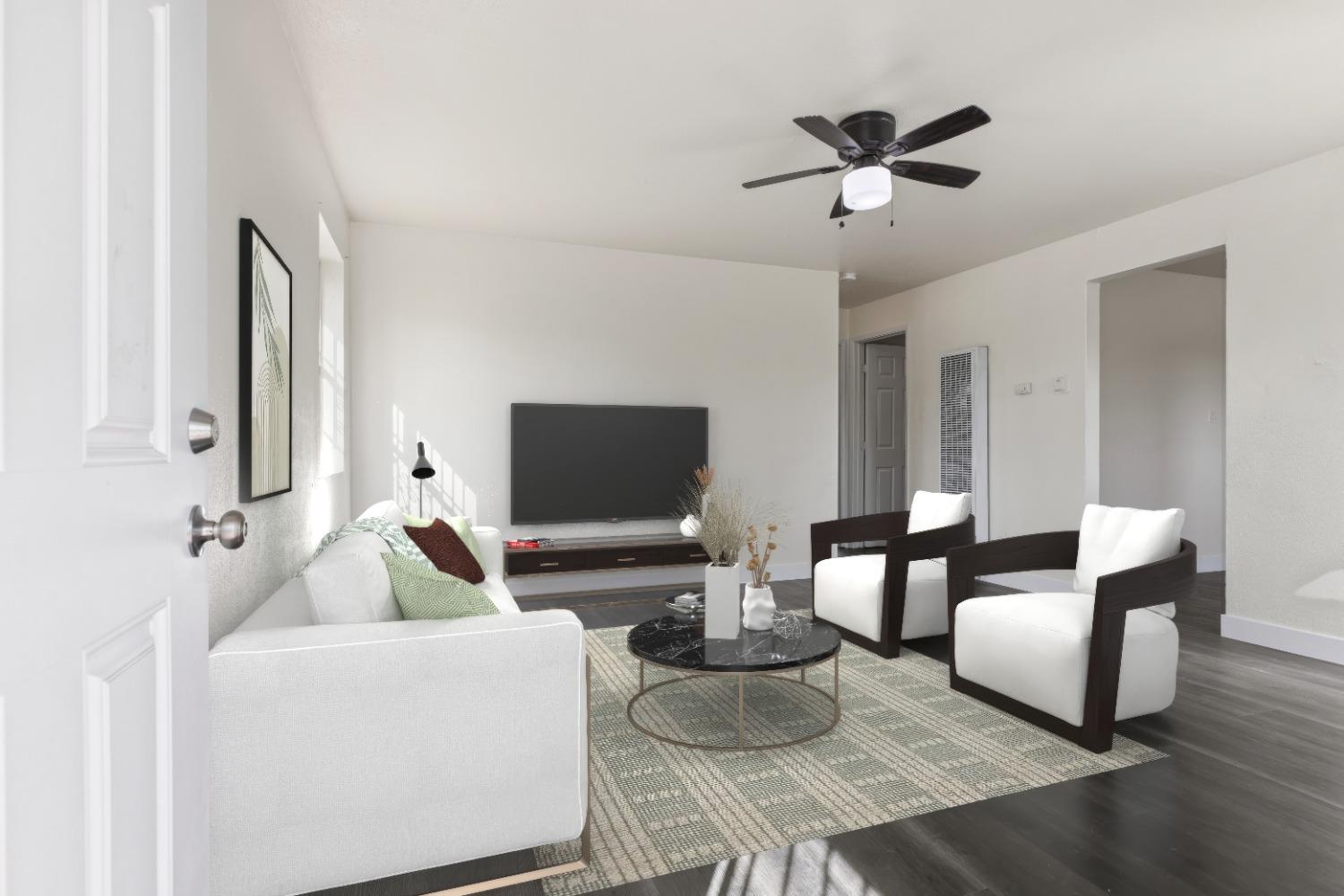 2121 S Lincoln Street