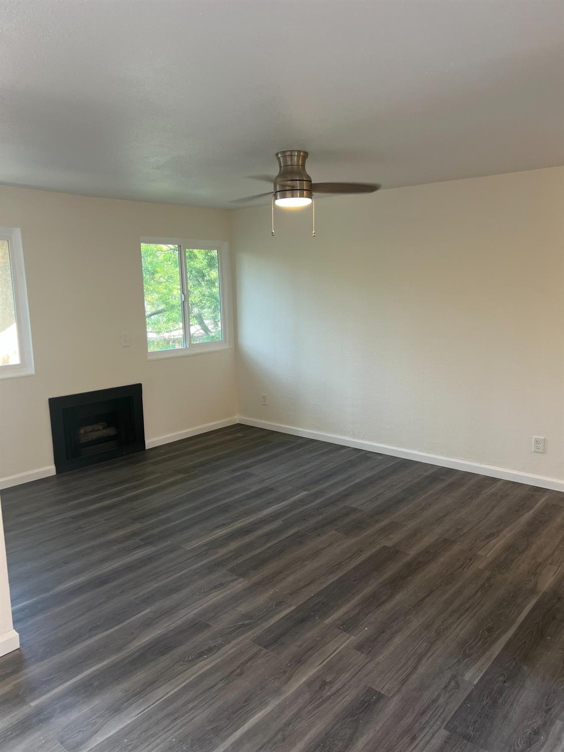 4332 Pacific Avenue 80