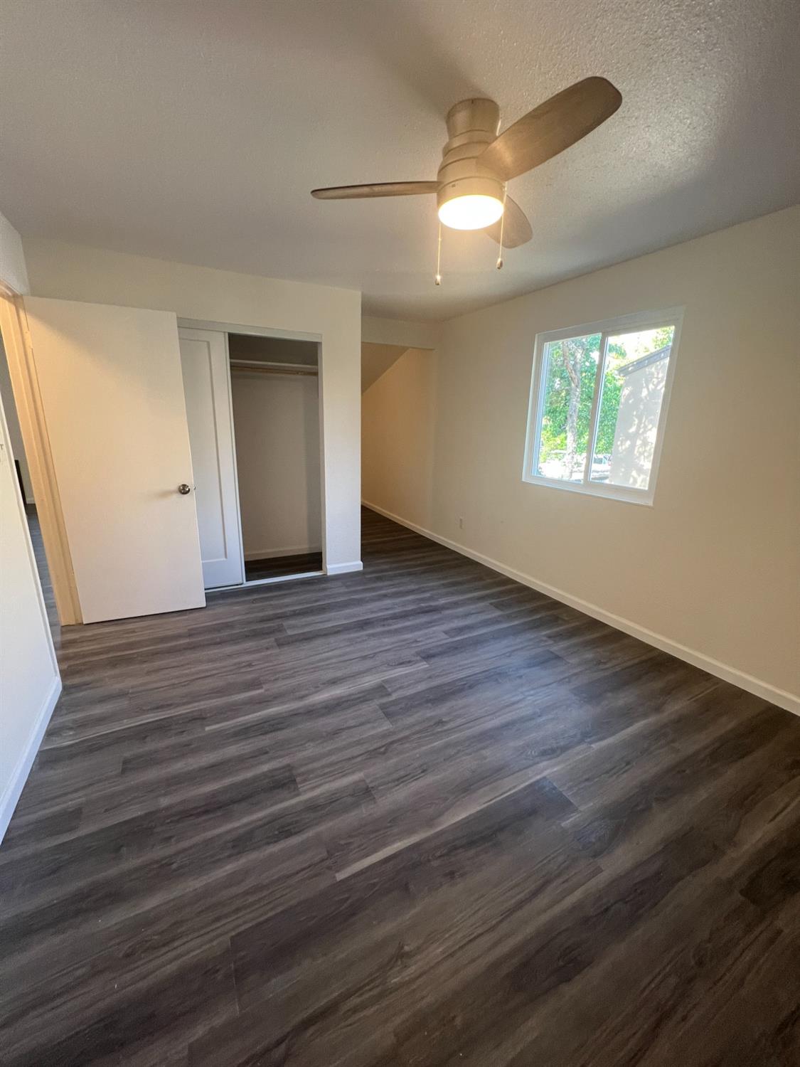 4332 Pacific Avenue 80