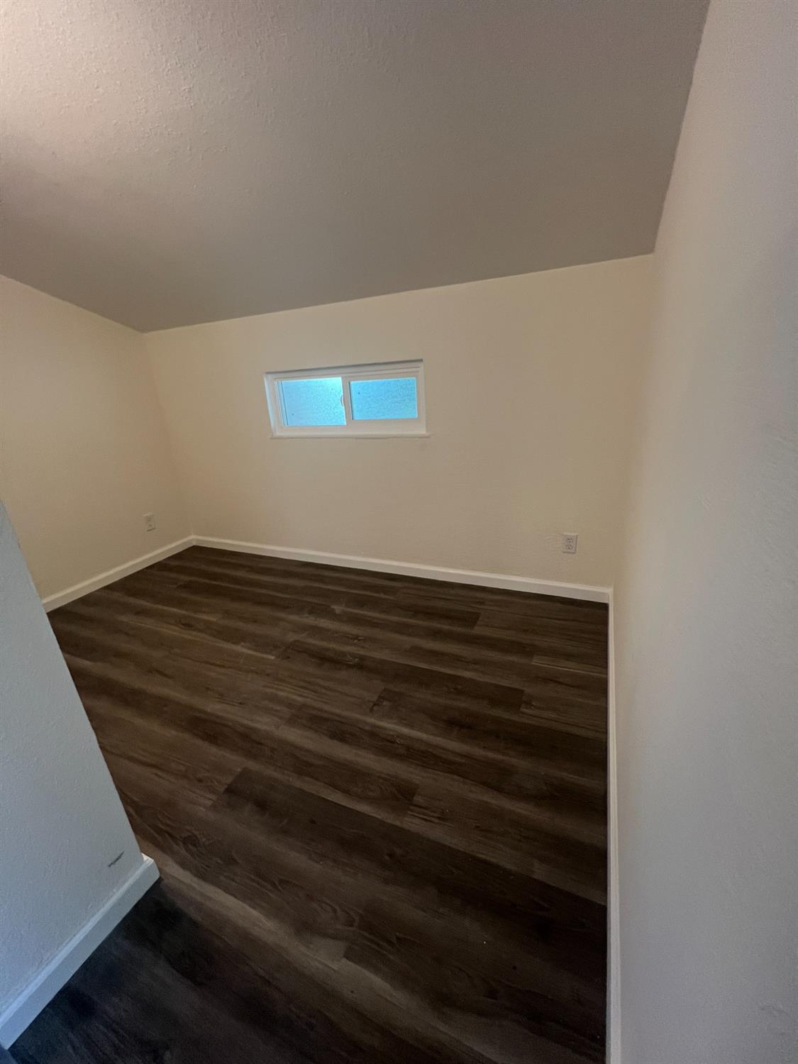 4332 Pacific Avenue 80