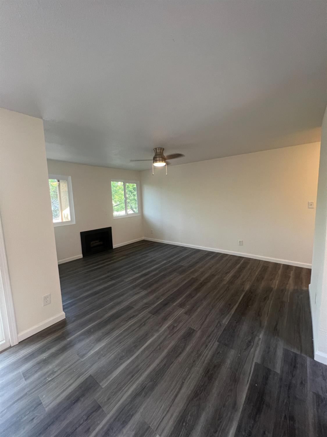 4332 Pacific Avenue 80