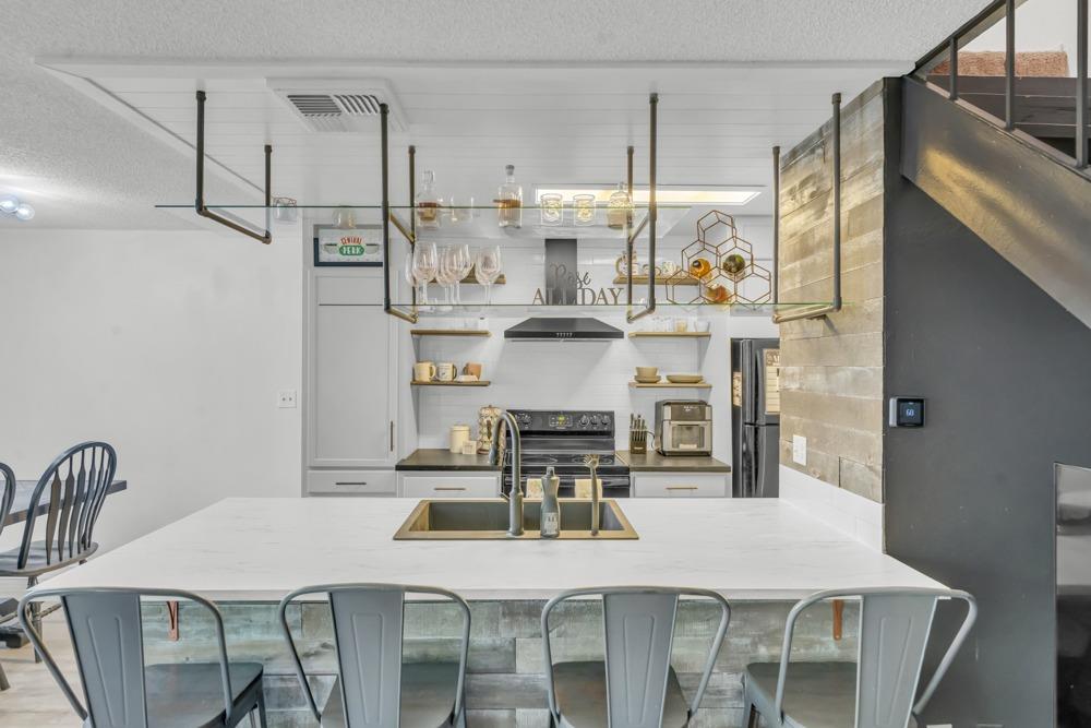 5146 Connecticut Drive 2