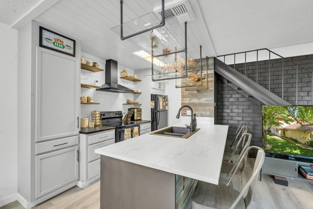 5146 Connecticut Drive 2