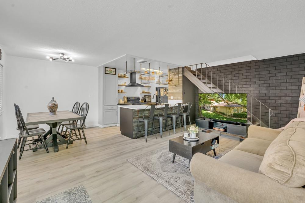 5146 Connecticut Drive 2