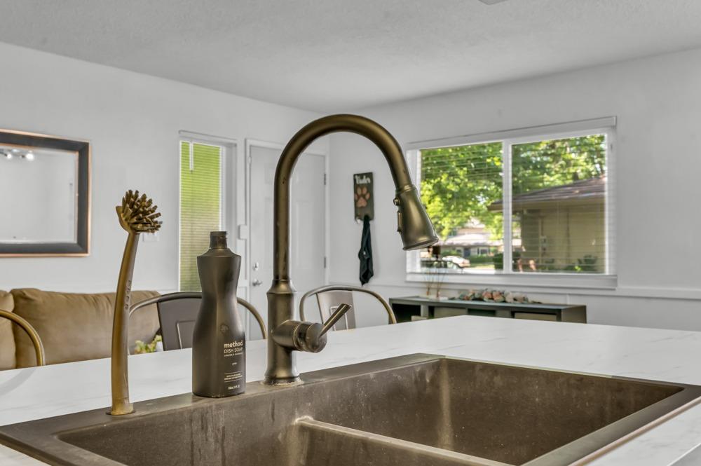 5146 Connecticut Drive 2