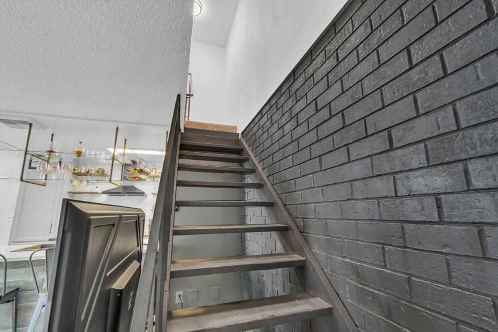 5146 Connecticut Drive 2