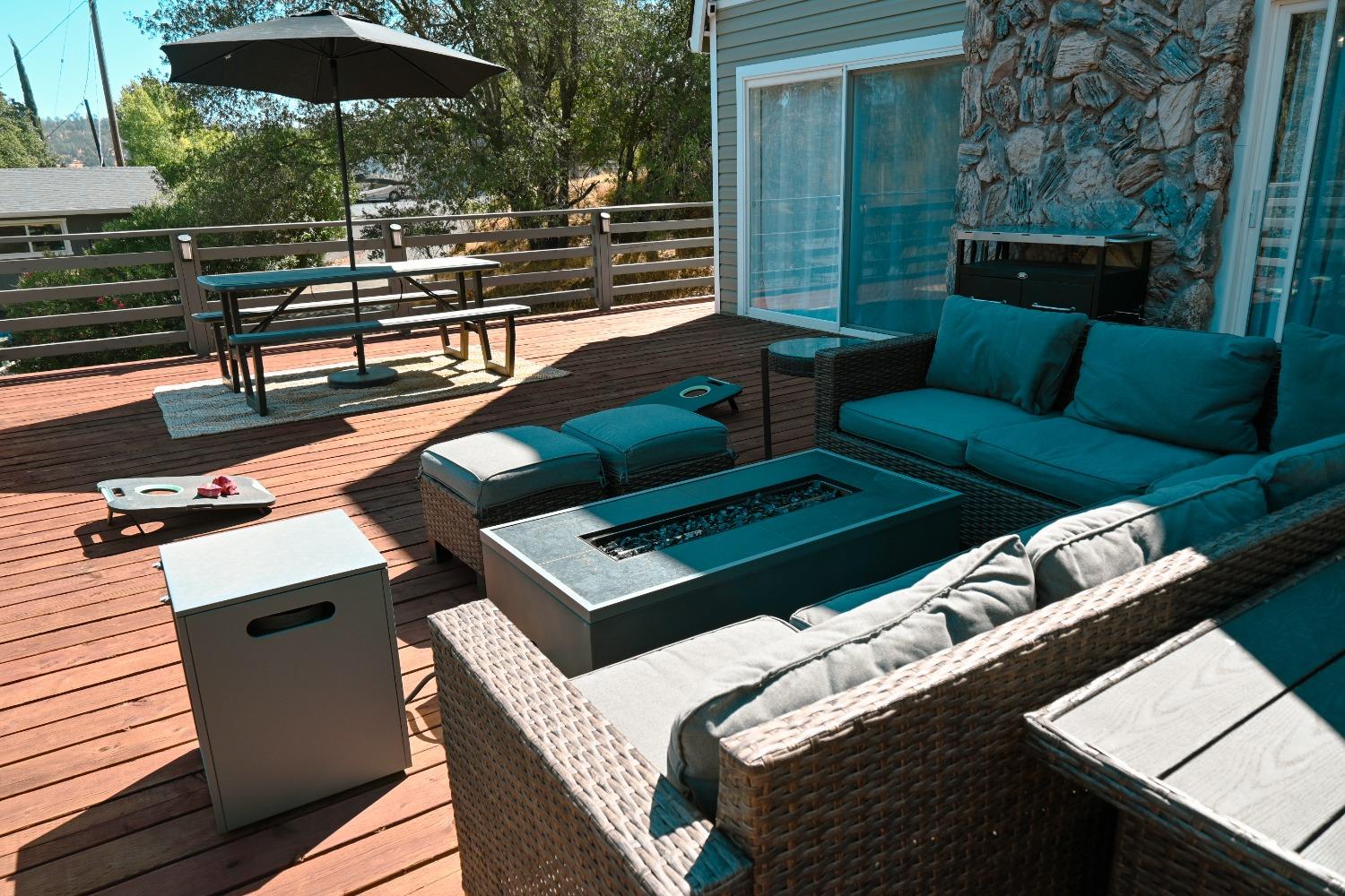 4220 Tomahawk Trail