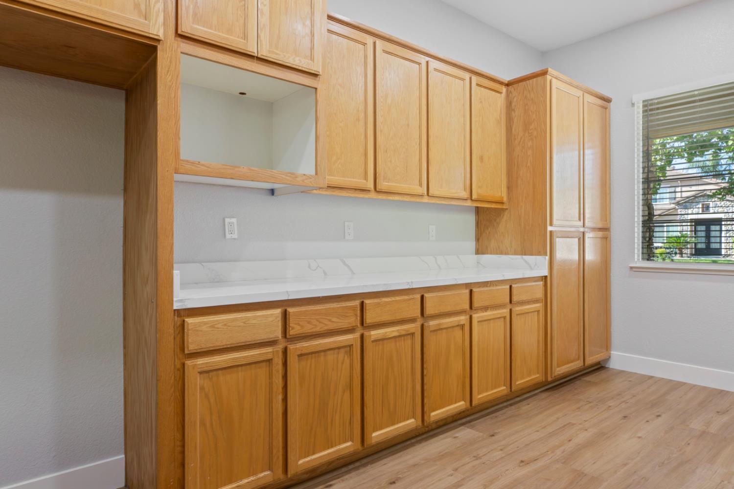 1659 Whispering Wind Drive