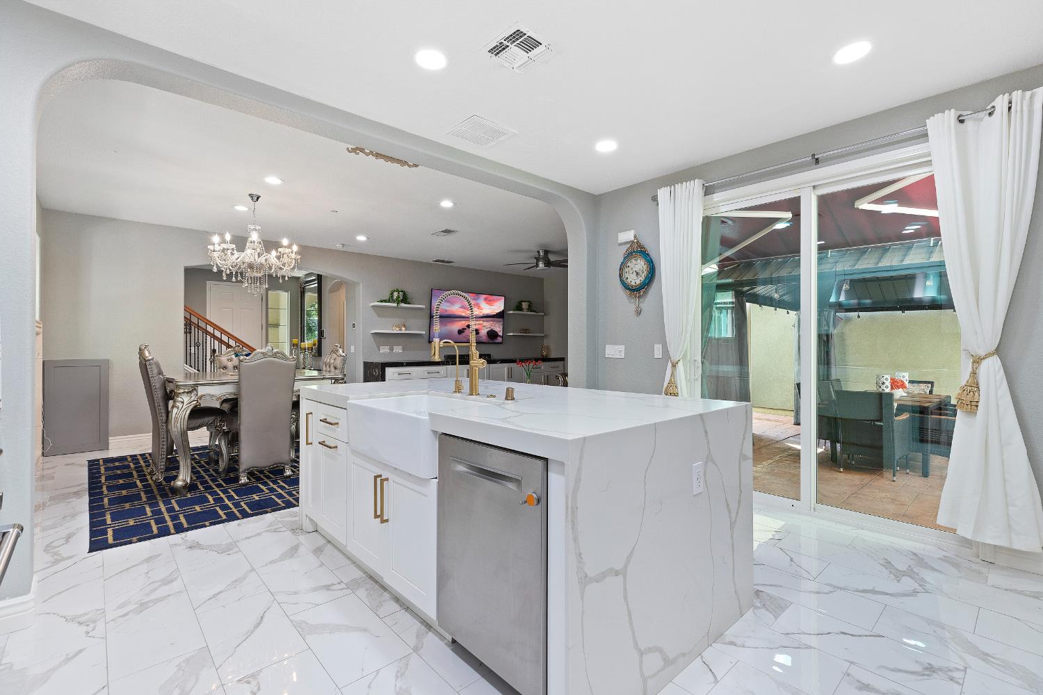 675 N Museo Drive