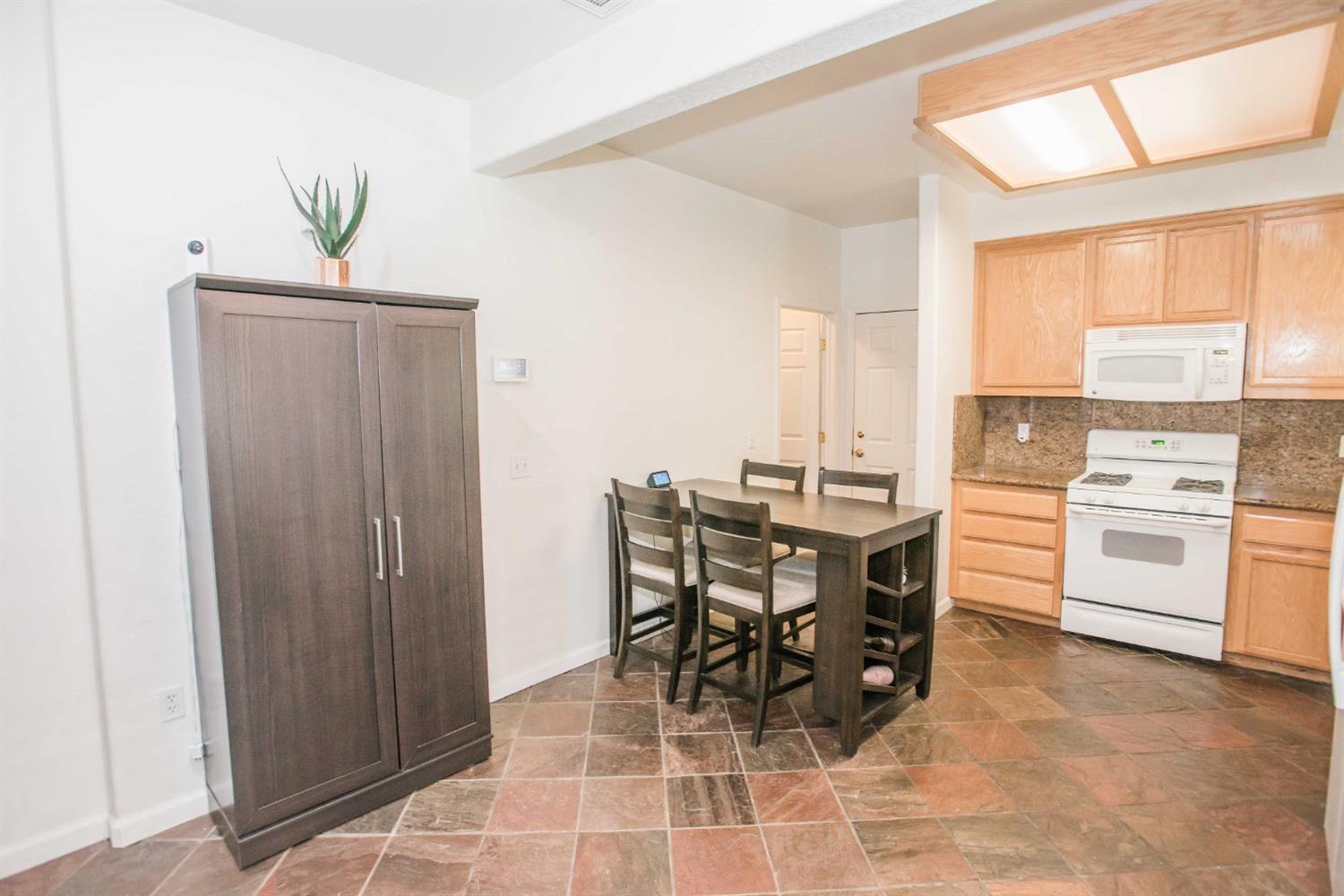 1338 Maravich Lane