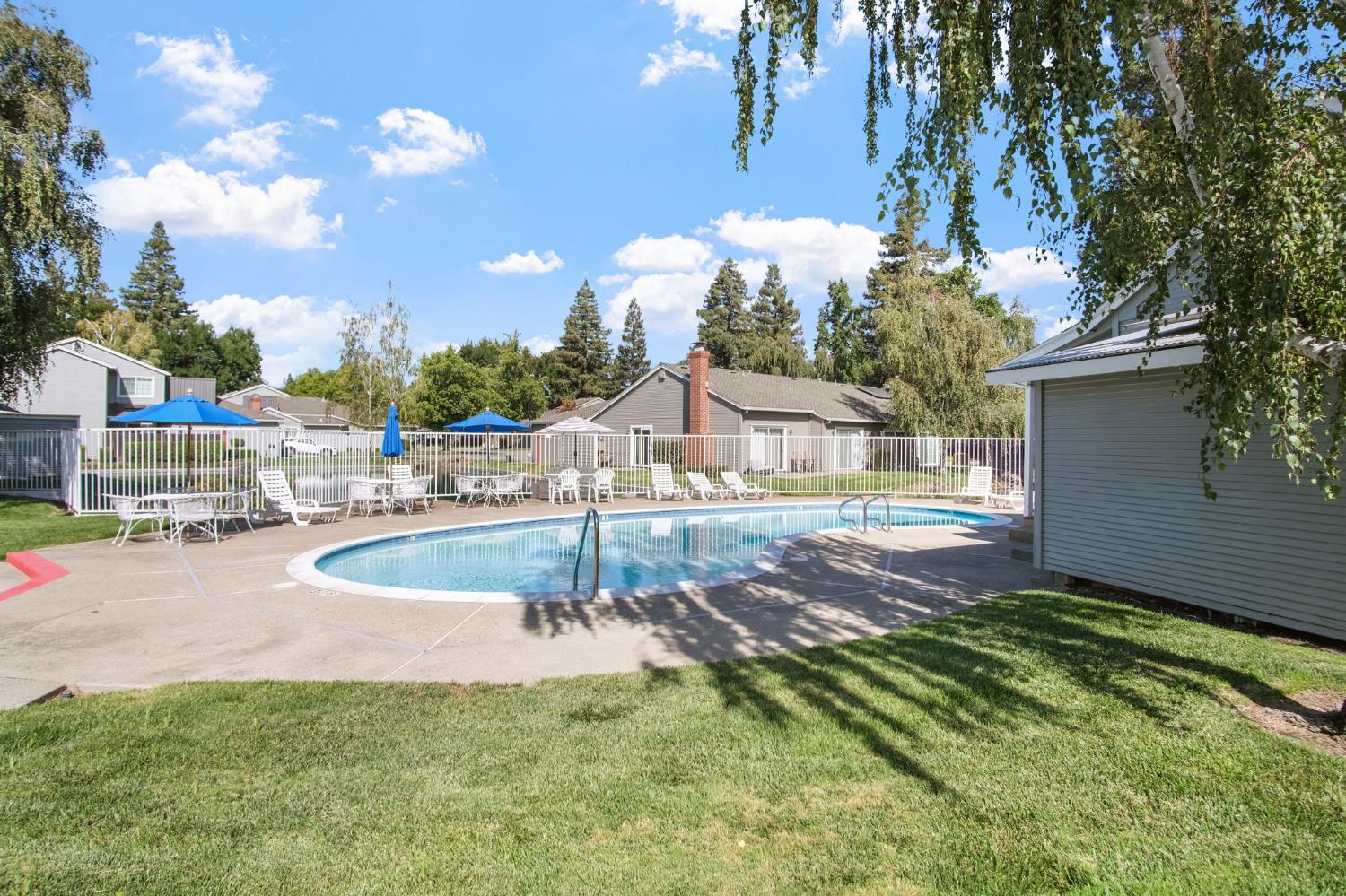 5815 Morgan Place 18