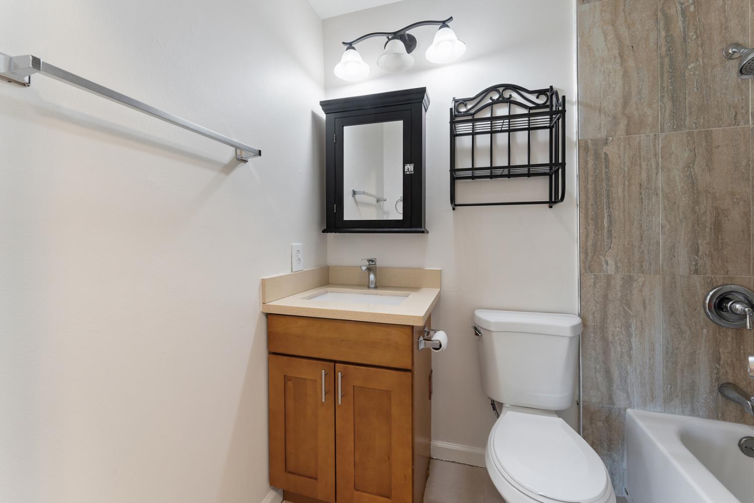 5707 Calmor 3