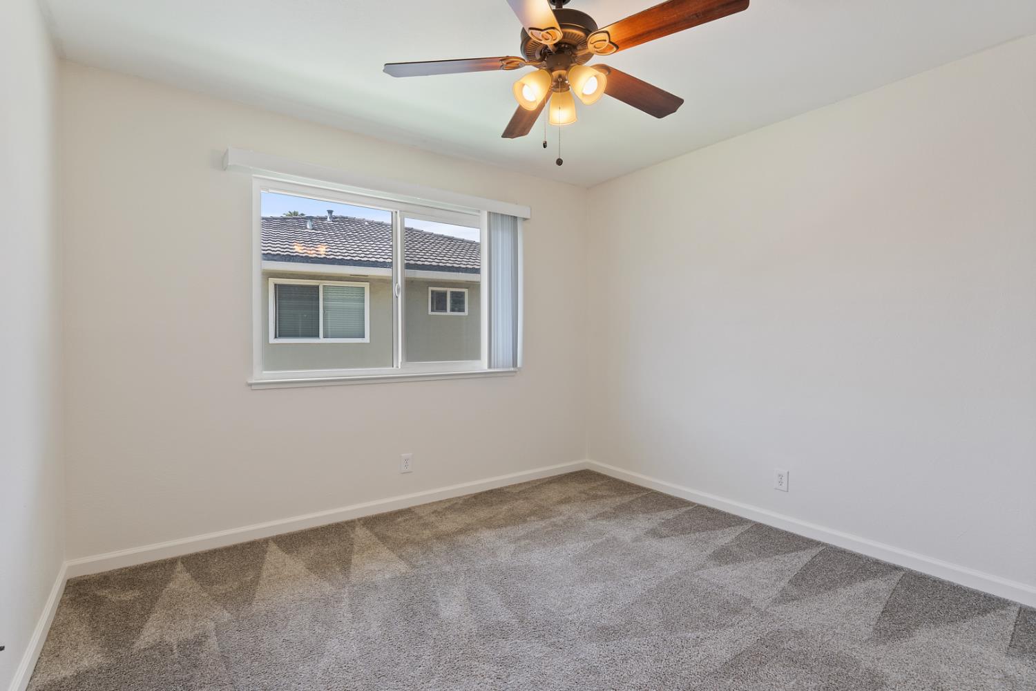 5707 Calmor 3