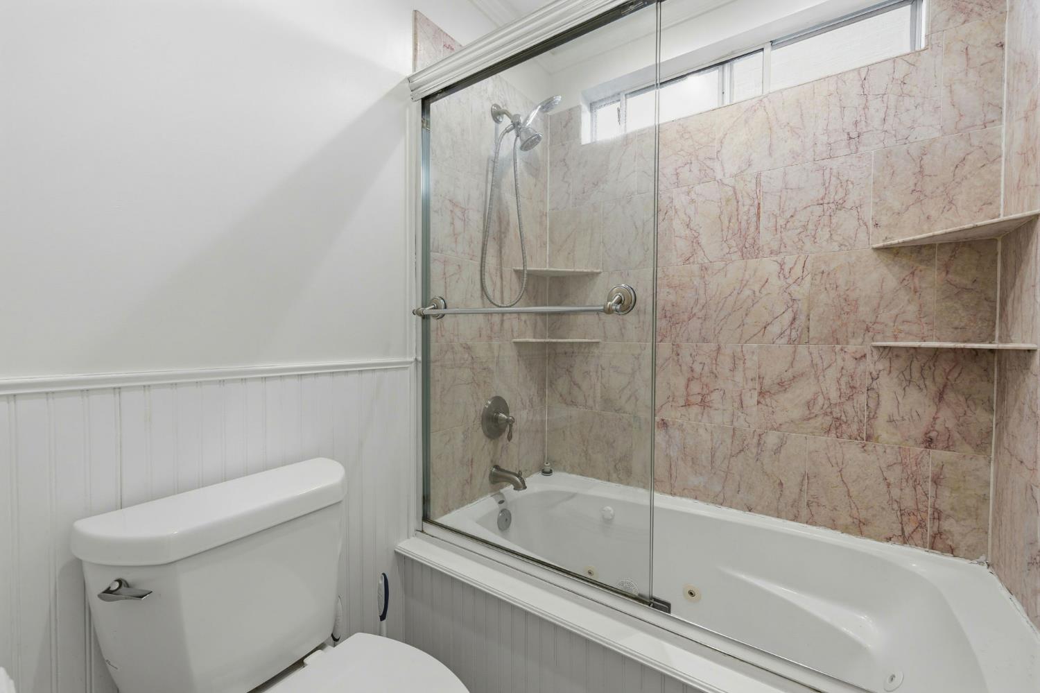 592 Charlemagne Lane