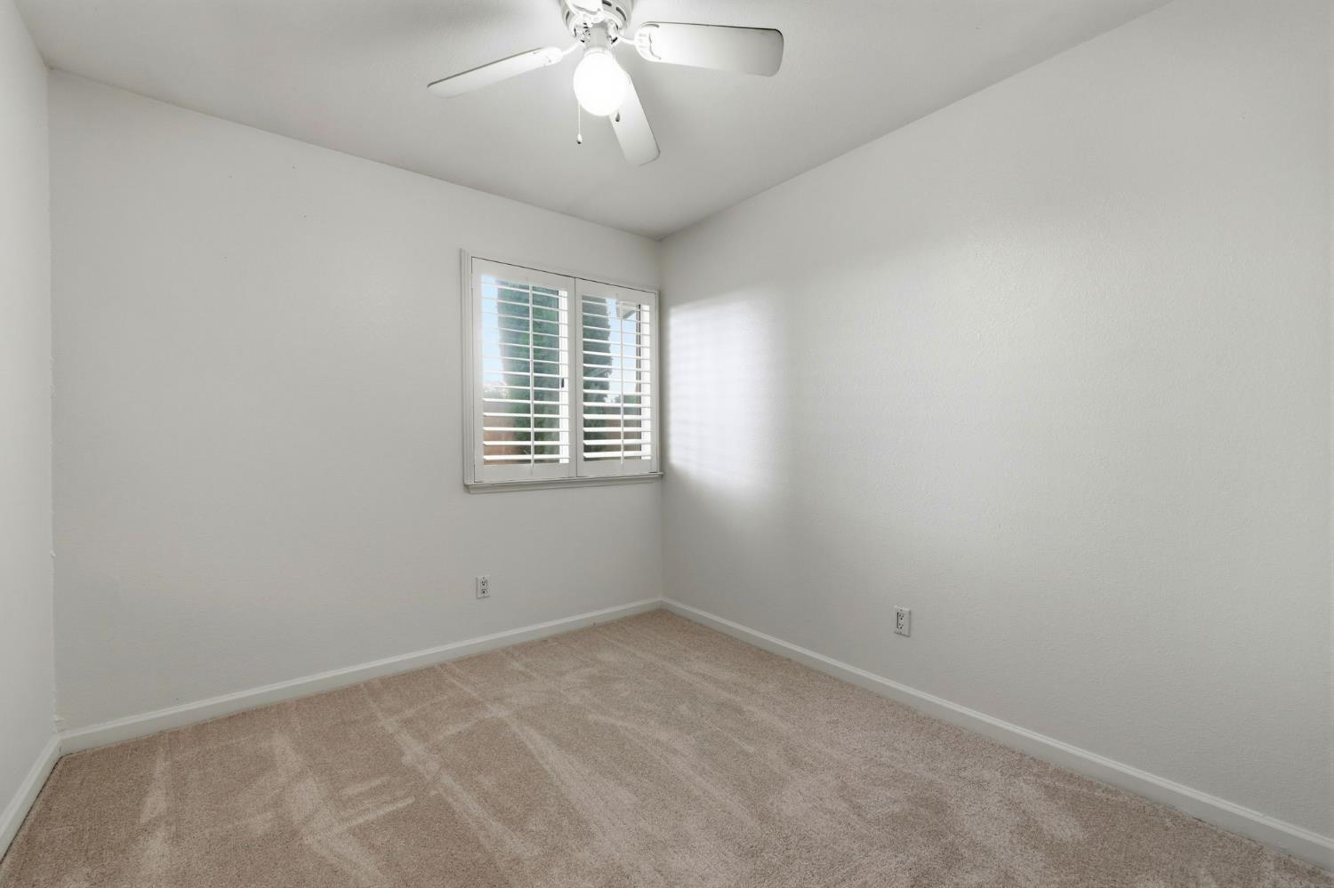 592 Charlemagne Lane