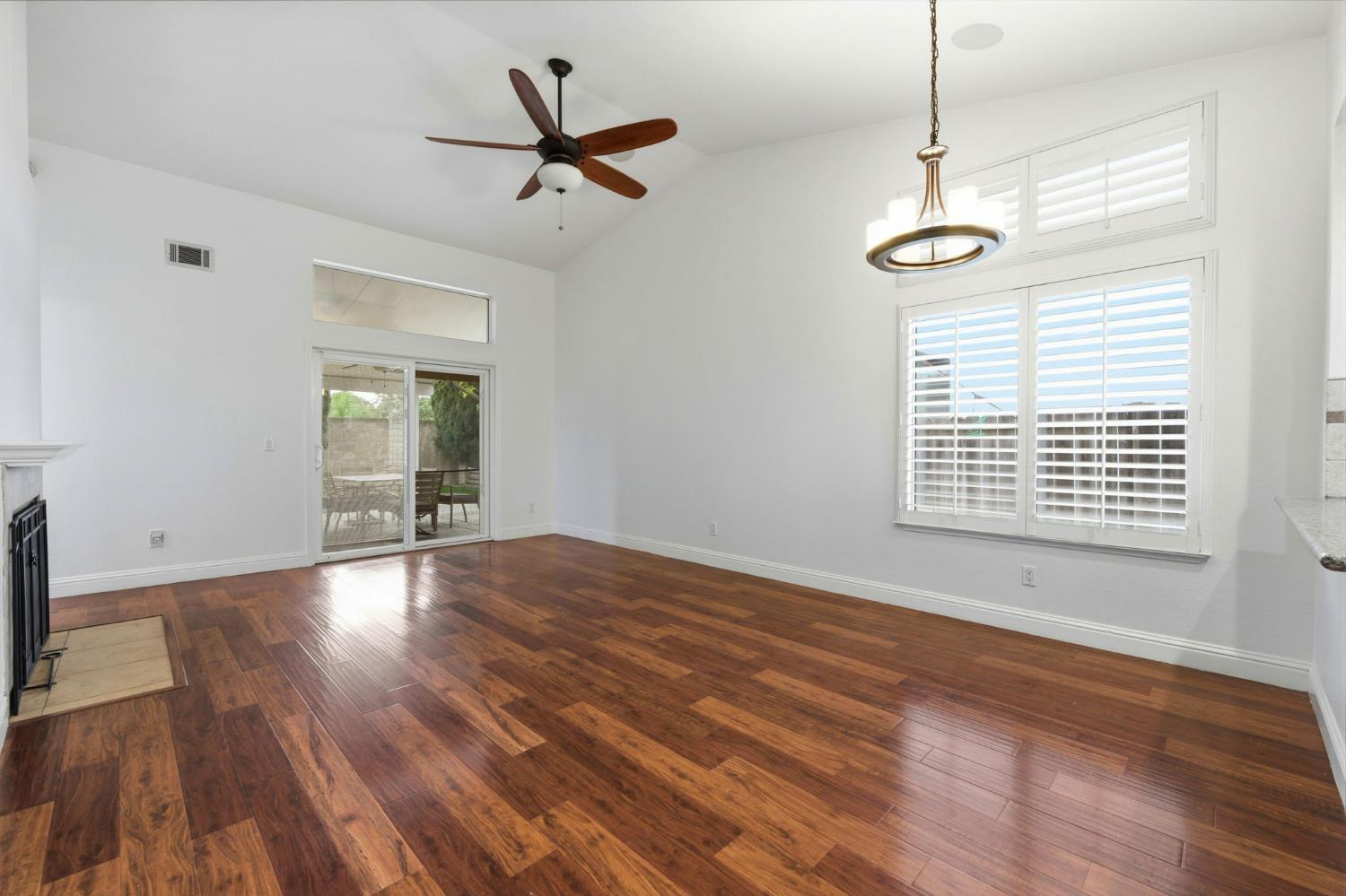 592 Charlemagne Lane