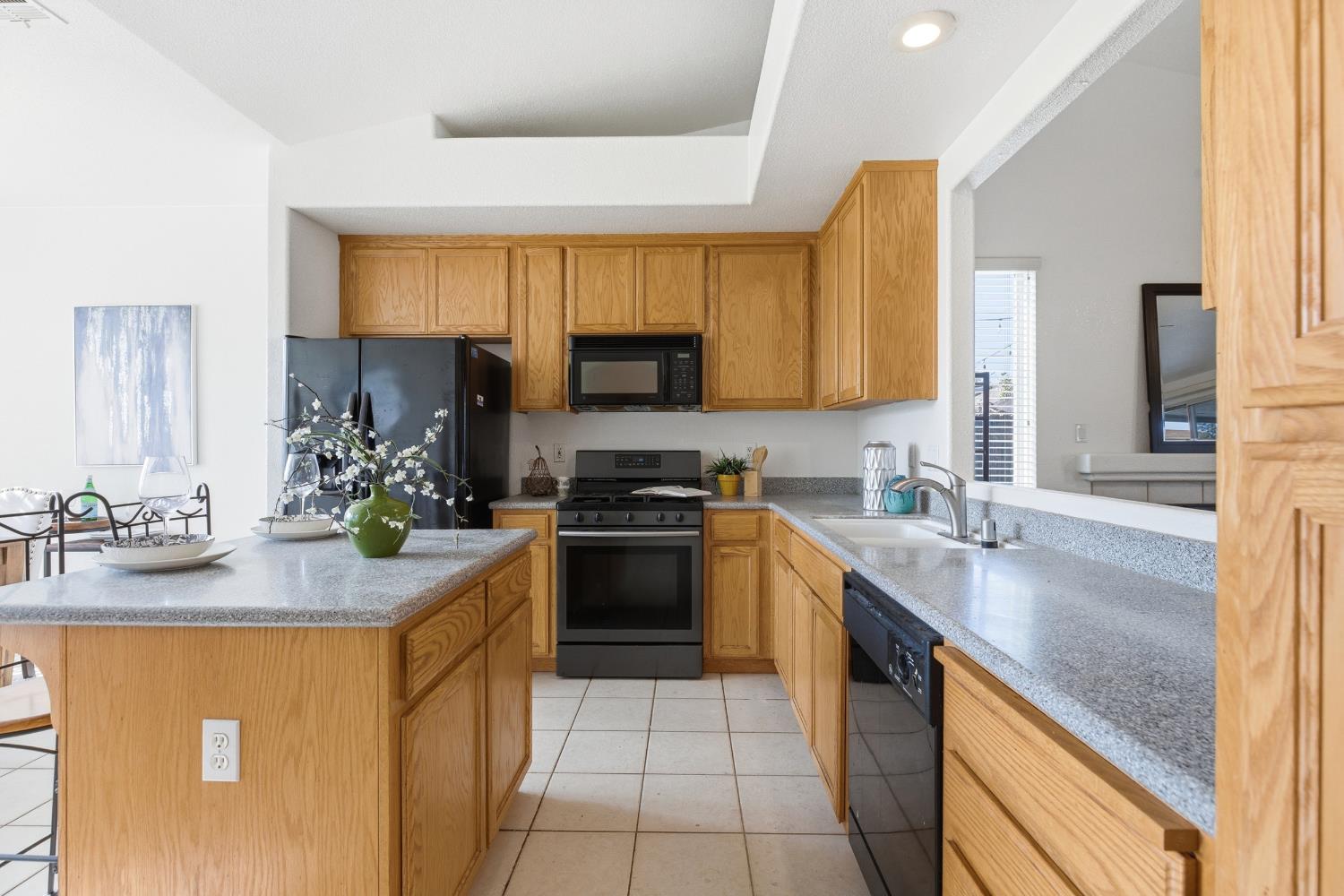 1131 Meadowbrook Court