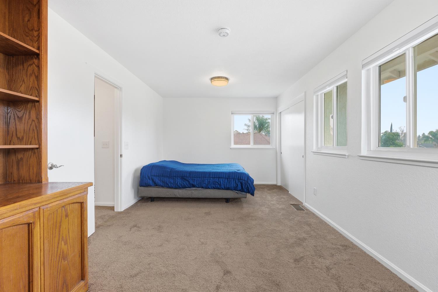 605 Sandpiper Circle