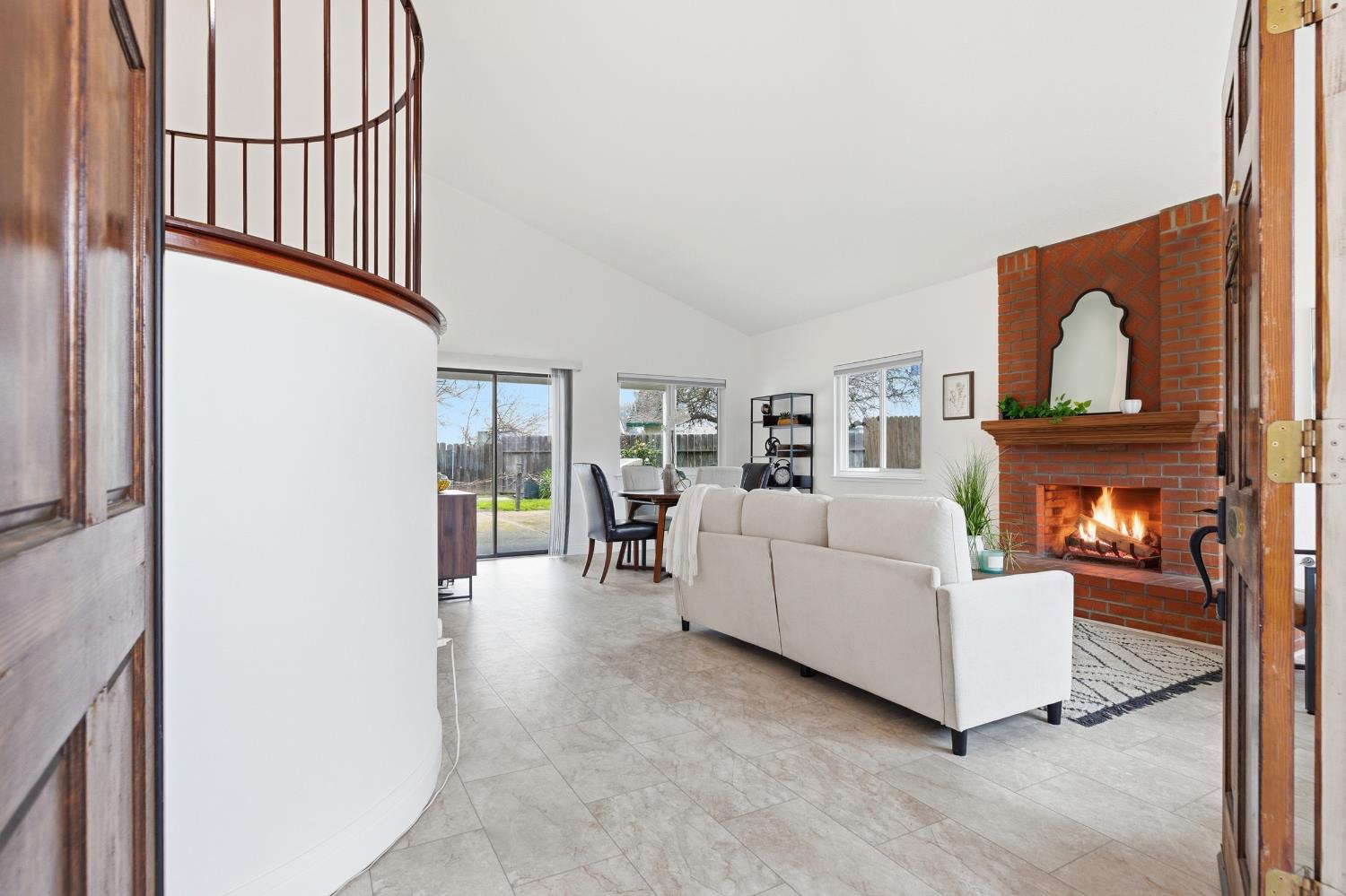 605 Sandpiper Circle