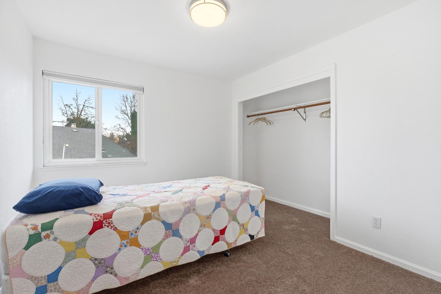 605 Sandpiper Circle