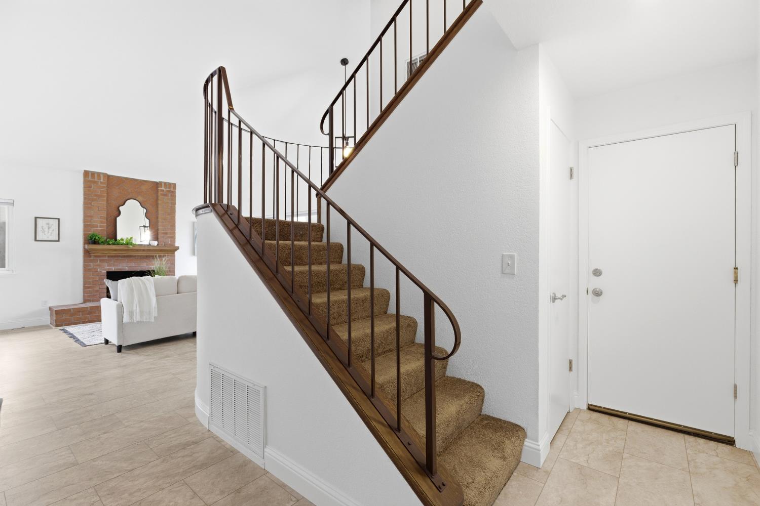 605 Sandpiper Circle