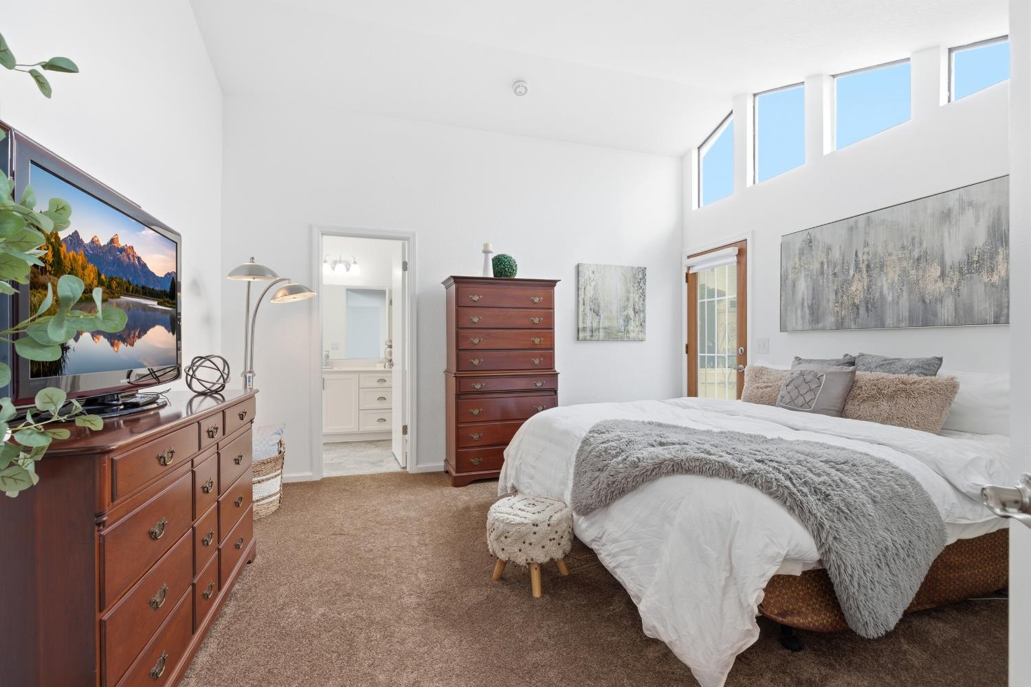 605 Sandpiper Circle